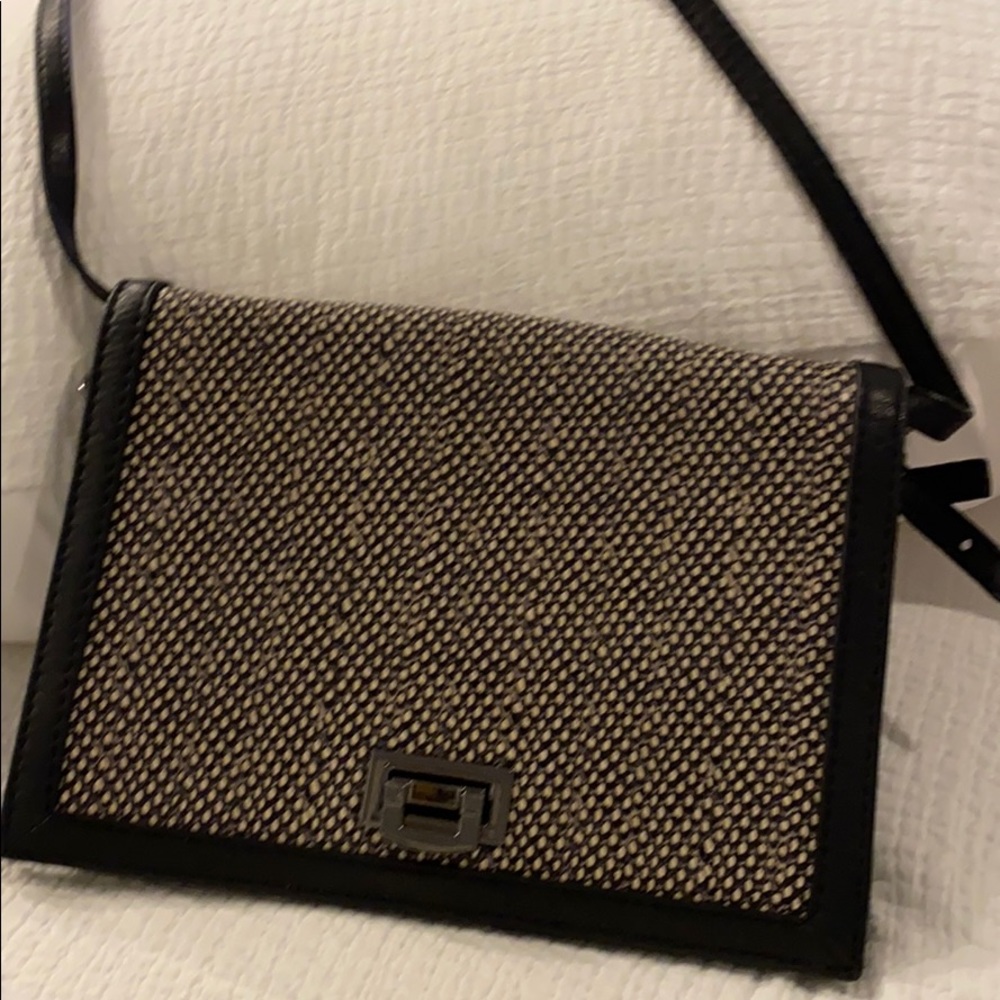 Purse - Picture 2 of 6